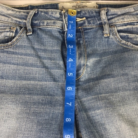 Abercrombie & Fitch Blue Jeans Embroidered Size 28 - Picture 6 of 10